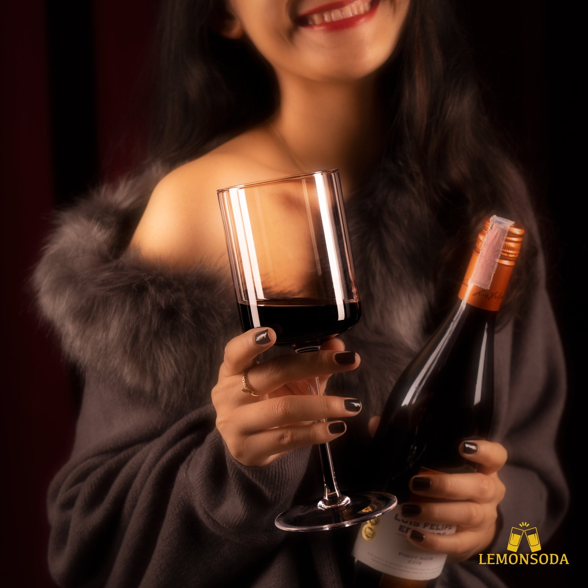 Stylish Crystal Wine Glass by LemonSoda